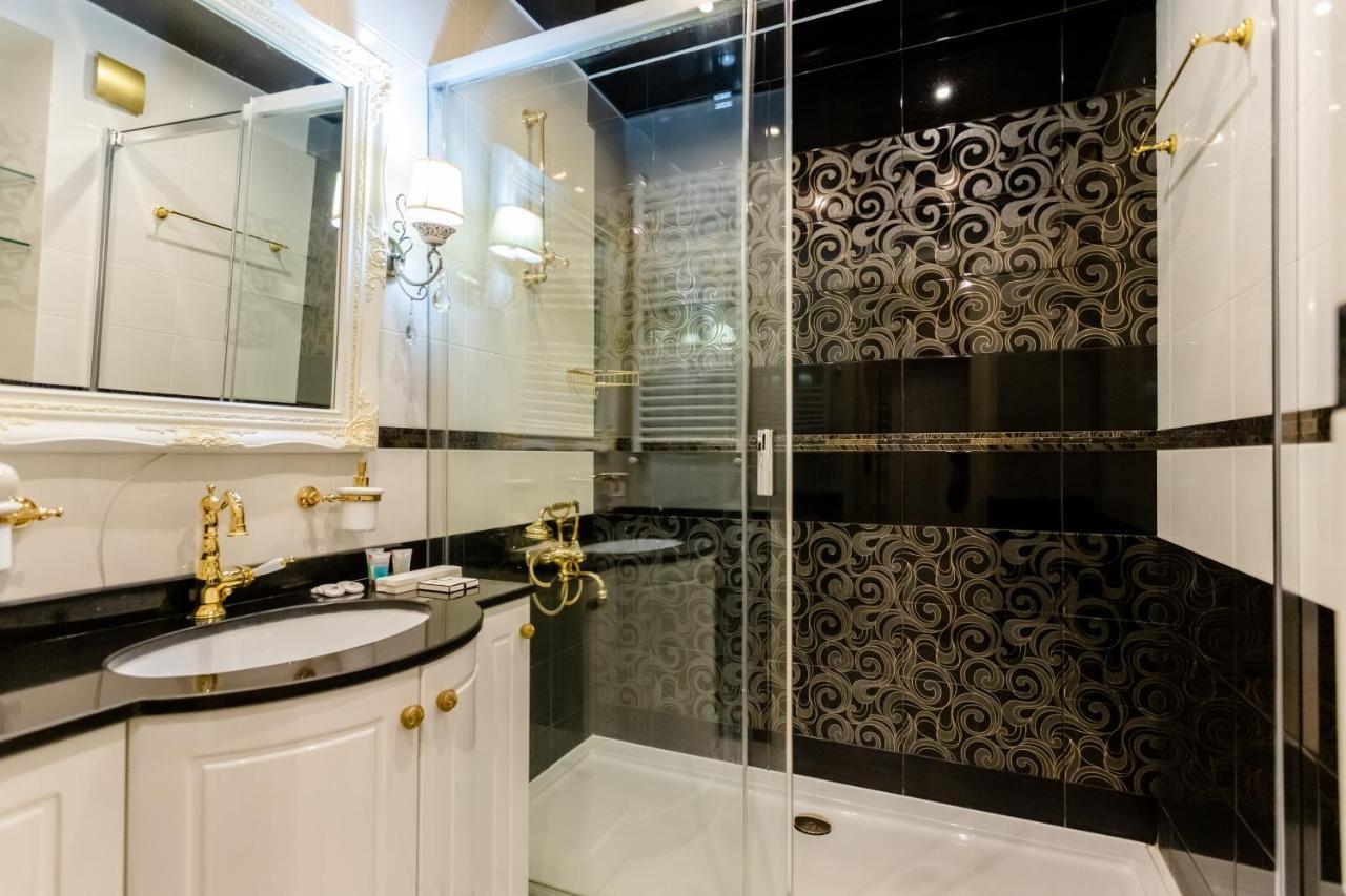 3Bd-2Bth Apartment In Tbilisi City Center Luaran gambar