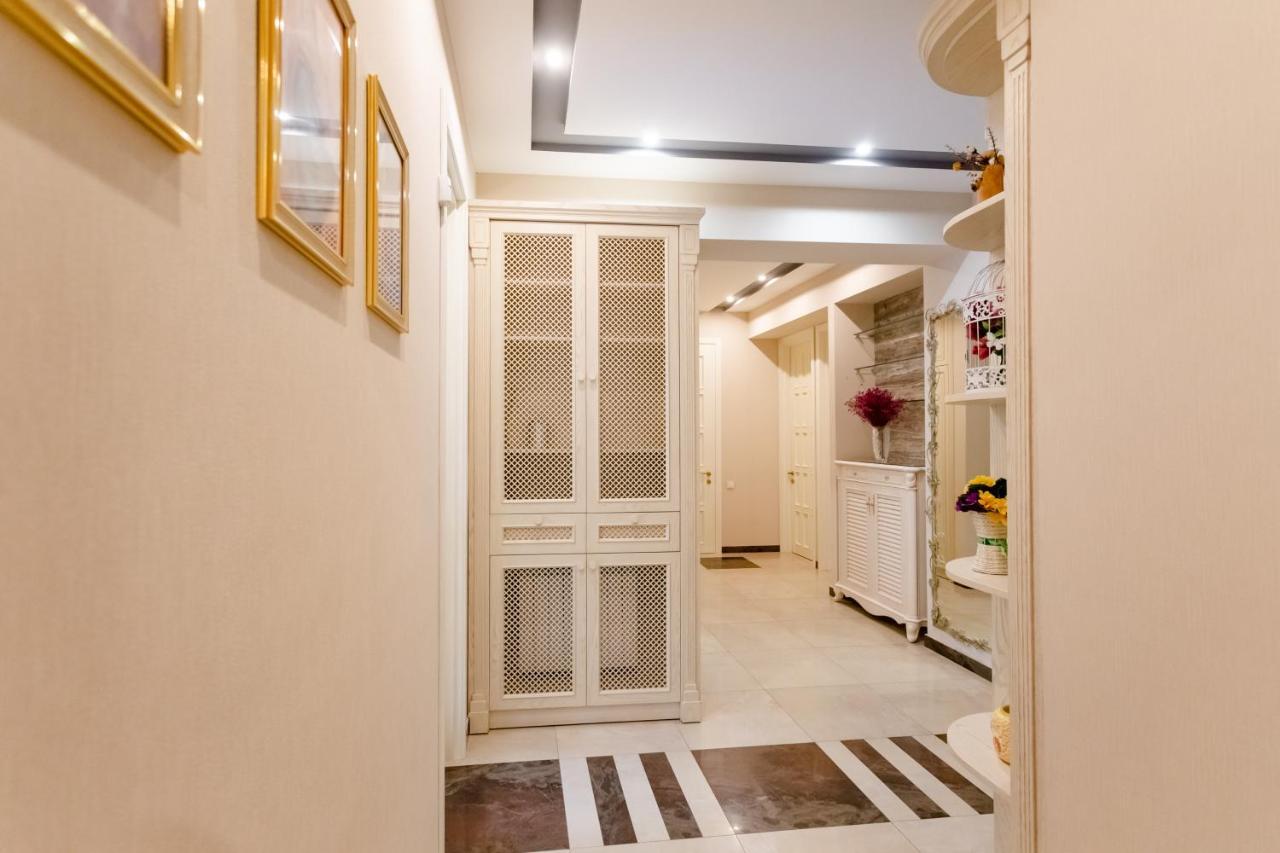 3Bd-2Bth Apartment In Tbilisi City Center Luaran gambar